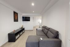 Apartamento en Alicante - Large & Relaxing City Home