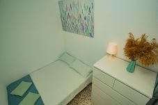 Apartamento en Torrevieja - 106 Economy Sea View - Alicante Holiday