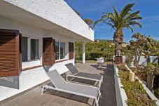 Villa en Alcoceber / Alcossebre - Villa privada con jardín y barbacoa CALA BLANCA