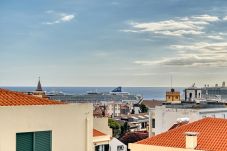 Apartamento en Funchal - Encarnacao Apartment, a Home in Madeira