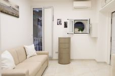 Apartamento en Napoli - Cozy Apartment in Piazza Cavour