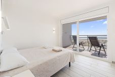 Apartamento en Empuriabrava - WELCS ATICO 042 EMP frente al mar con terraza