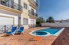 Apartamento en Albufeira - #137 NewTown Equiped w/ Pool and AC