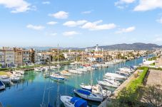 Apartamento en Empuriabrava - WELCS DUPLEX 056 EMP frente el Mar