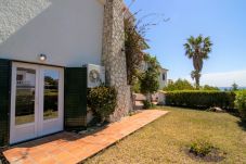 Villa en Alcoceber / Alcossebre - Villa con jardín privado y barbacoa CALA BLANCA