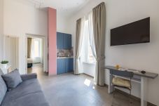 Apartamento en Napoli - Duomo 1 - Maria's Bright Family Flat at the Cathed