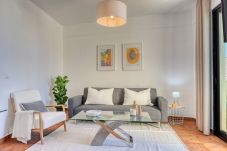 Apartamento en Funchal - Beco Santa Emilia 4N, a Home in Madeira