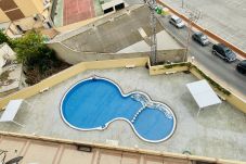 Piscina del apartamento de alquiler vacacional en Finestrat