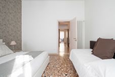 Apartamento en Venecia - Accademia Charm Apartment n.2.2 - LOCZ