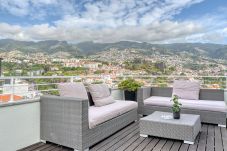 Apartamento en Funchal - Jasmineiro, a Home in Madeira