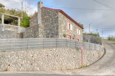 Casa rural en Fajã da Ovelha - Ocean View Cottage, a Home in Madeira