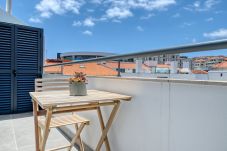 Apartamento en Funchal - Beco Santa Emilia 4P, a Home in Madeira