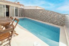 Apartamento en Empuriabrava - WELCS APARTAMENTO 123  EMP con piscina y con vist