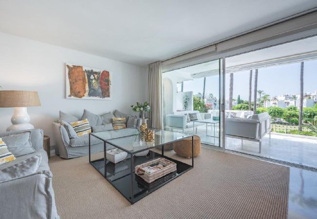 Apartamento en Marbella - Stunning apartment in Alhambra del Mar, Marbella