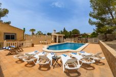 Villa con piscina privada en Murcia