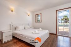 Casa adosada en Albufeira - #229 Well-located Villa Near the Beach