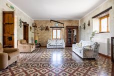 Casa en Polizzi Generosa - Casale Donna Giovanna