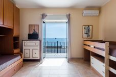 Apartamento en Giardini-Naxos - Naxos Bay view with terrace