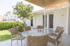 Chalet en Alcúdia - Can Francesc, BBQ, garden, 200m from the beach