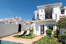 Villa en Nerja - olivo de capistrano