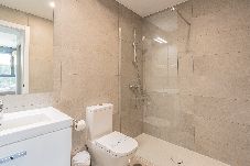 Apartamento en Málaga - Stylish Apartment in Martiricos Towers