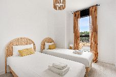 Apartamento en Málaga - Luxury apt in Màlaga w/ shared Pool and Terrace