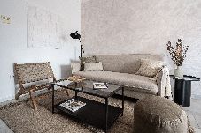 Apartamento en Málaga - Bright Apartment in Málaga Historical Center