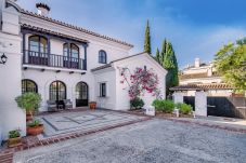 Villa à Marbella - 18024 - SUPERB VILLA NEAR BEACH WITH HEATED POOL*