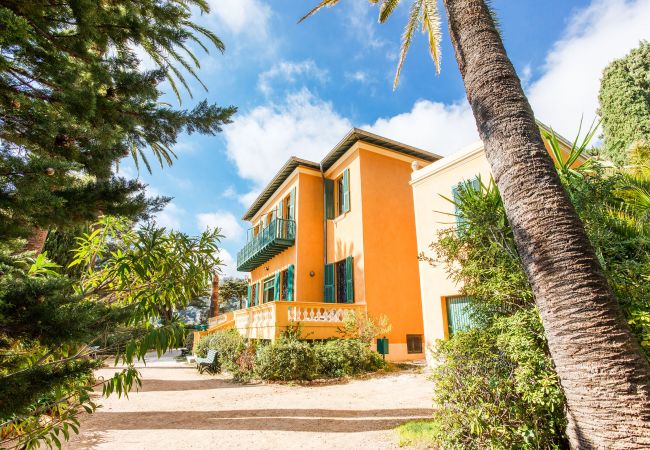 villa à Cap-d´Ail - VILLA ROC FLEURY VI1094 by RIVIERA HOLIDAY HOMES