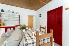 Dining area in Leenane Holiday Cottage near Leenane, Co. Galway, Connemara