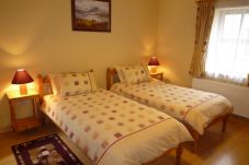 Lakeside Lodge, Holiday Accommodation Available in Bantry County Cork