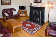 Boherbue Holiday Home Large Pet Friendly Holiday Accommodation near Mallow, County Cork