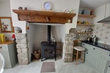 Rowan House, Pretty Secluded Holiday Accommodation near Castleisland, County Kerry