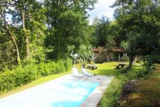 Gîte Rural à Vieira do Minho - Casa da Piscina - Casas do Rio by Gerês Casas