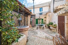 Villa à Llubi - CA NA MISSA 10 - Great townhouse, with an addition