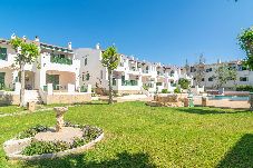 Appartement à Son Parc - SES FONTS C25 - Charming flat with shared pool and